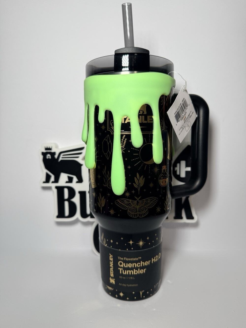 Stanley 2026 Halloween BLACK MAGIC 40oz Gold Quencher Tumbler NIB+ Slime Sleeve